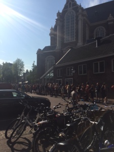 The line up at Anne Frank House at 9:30 in the morning!  